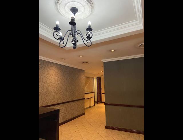 3,247M² OFFICE TO LET IN ERAND GARDENS